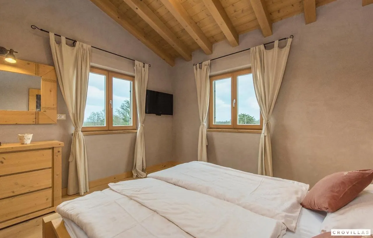 Bonassini Villa Svetvincenat 0*,  Croatia
